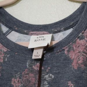 Knox Rose Sweaters - Knox Rose Floral Print Crewneck Gray - L Knox Rose Sweaters - Knox Rose Floral Print Crewneck Gray - L